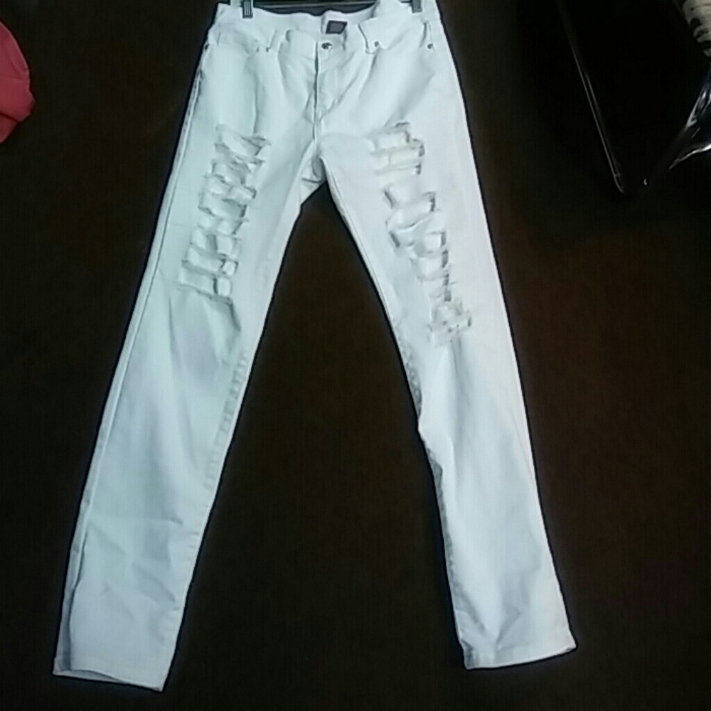 T&Y white jeans size 15-16